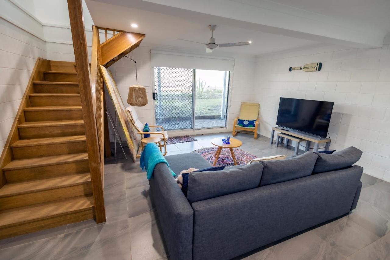 Happy Tides Beachmere